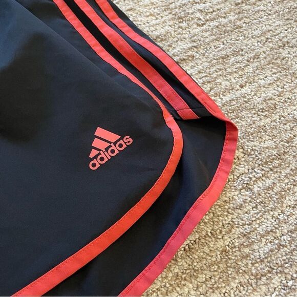 🏷️ 5 for $25 - ADIDAS Marathon 20 Women's Running Shorts - Picture 6 of 11